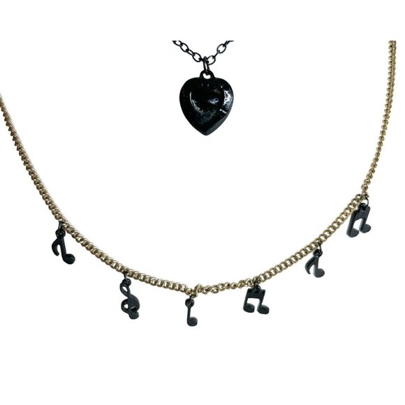 Disney Magic & Mischief Villains Ursula 3 Strand Necklace Ariel's Voice NEW - Picture 2 of 7